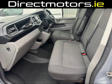 2020 Volkswagen Transporter - thumbnail 16