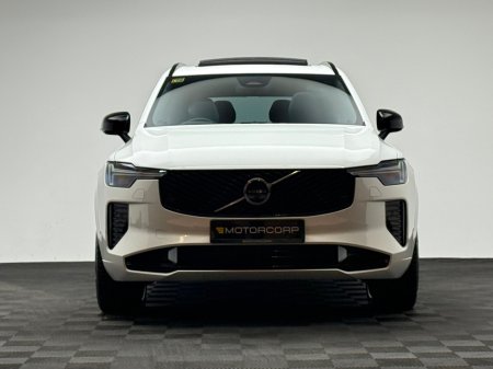2025 Volvo XC90 - thumbnail 2