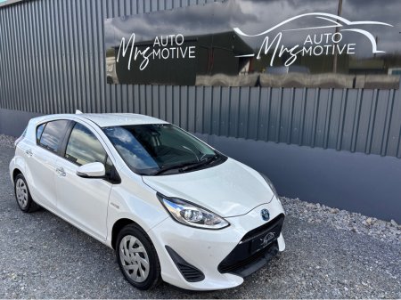 2019 Toyota Aqua - thumbnail 4