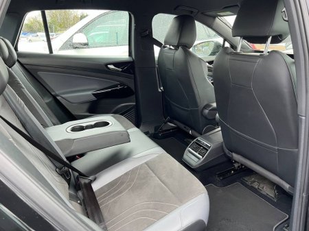 2023 Volkswagen ID.4 LIFE 77KWH // APPLE CARPLAY/ANDROID AUTO // REVERSE CAMERA // HEATED MULTIFUNCTION STEERING WHEEL €20,950 thumbnail