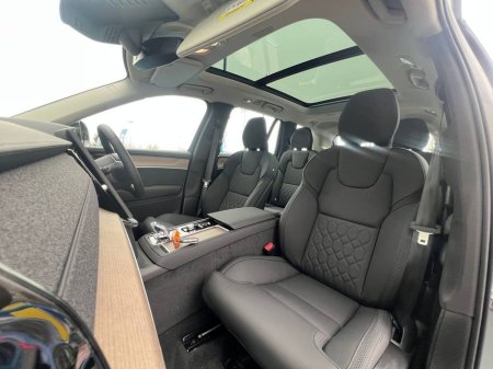 2026 Volvo XC90 - photo 2
