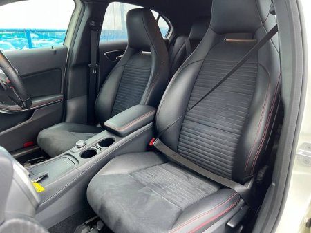 2015 Mercedes-Benz A Class A180 AMG-LINE 1.6 // FULL SERVICE HISTORY // LOW MILEAGE // PARKING SENSORS €16,900 thumbnail