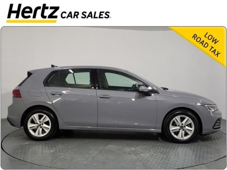 2023 Volkswagen Golf LIFE 2.0 TDI 115HP Diesel Manual €26,995 thumbnail
