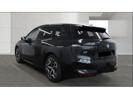 2023 BMW iX - view 3