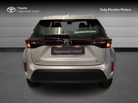 2025 Toyota Yaris Cross LUNA €29,950