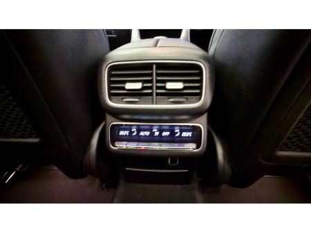 2022 Mercedes-Benz GLE Class 350de AMG Premium Plus €65,950 thumbnail