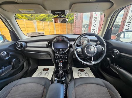 2017 MINI Hatch - thumbnail 23