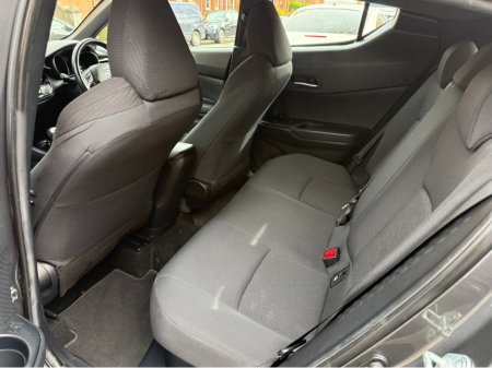 2018 Toyota C-HR - thumbnail 12