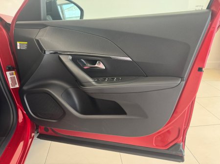 2024 Peugeot 2008 - thumbnail 12