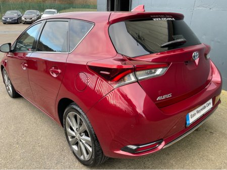 2018 Toyota Auris - thumbnail 5