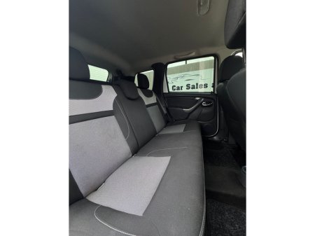 2018 Dacia Duster SIGNATURE 1.5 DCI 110 4 4DR €11,800 thumbnail