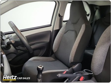 2023 Toyota Aygo X PULSE 1.0 Petrol Manual €14,475 thumbnail