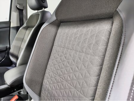 2023 Volkswagen T-Cross - thumbnail 3