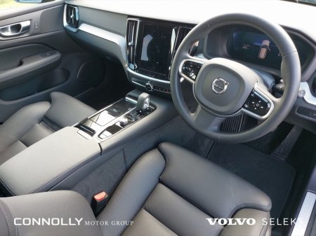 2025 Volvo V60 - thumbnail 8