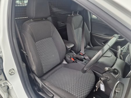 2022 Opel Astra van ED 1.5 122ps 5DR €9,950 thumbnail