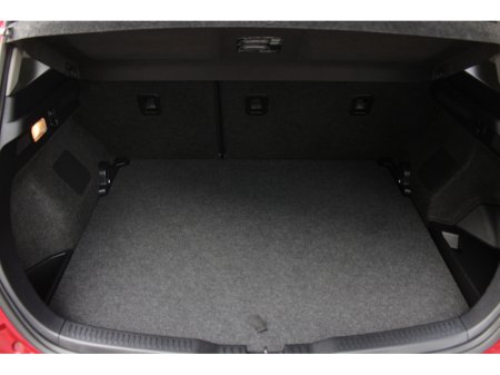 2017 Toyota Auris - thumbnail 18