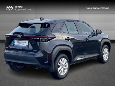 2025 Toyota Yaris Cross - Save EUR 3,100 - Luna - 1.5 Hybrid - Automatic - EUR 180 Tax + 2 Free Service Offer Include // Remote Central Locking // Front Electric Windows // Rear Electric Windows // Electric Mirrors // Finger €30,865 thumbnail