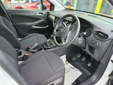 2024 Opel Crossland X  €25,950 thumbnail