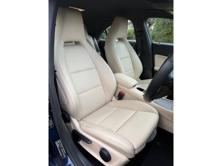 2017 Mercedes-Benz CLA Class CLA 180 D URBAN €19,900 thumbnail