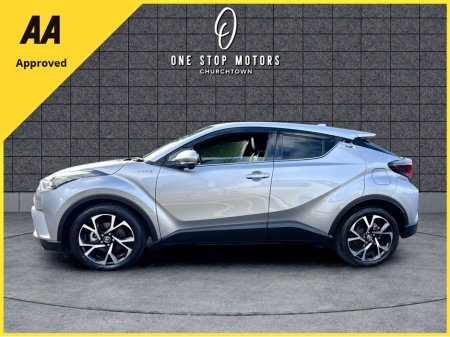 2017 Toyota C-HR - thumbnail 3
