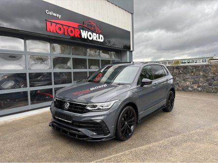 2024 Volkswagen Tiguan - thumbnail 1