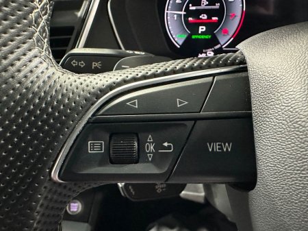 2021 Audi Q5 TFSi E S Line Quattro €39,900 thumbnail