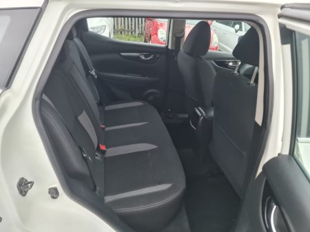 2019 Nissan Qashqai - thumbnail 13