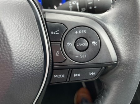 2018 Toyota Corolla Hatchback 5dr Hybrid - Luna Edition - 1.8 Automatic - Very Low KMS - EUR 180 Tax // Front Electric Windows // Rear Electric Windows // Electric Mirrors // Heated Mirrors // Apple Carplay €24,895 thumbnail