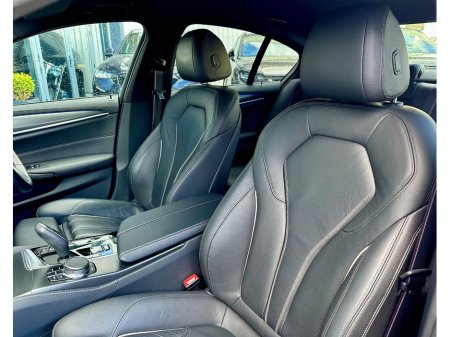 2023 BMW 5 Series - thumbnail 12