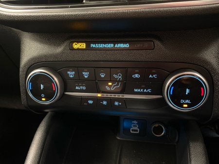 2023 Ford Kuga 2.5 Duratec 225PS PHEV Titanium Auto €23,995 thumbnail