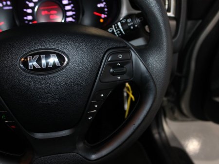 2016 Kia Ceed 1.4 TX Petrol 5DR €9,999 thumbnail