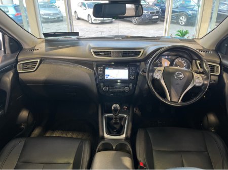2016 Nissan Qashqai - thumbnail 10