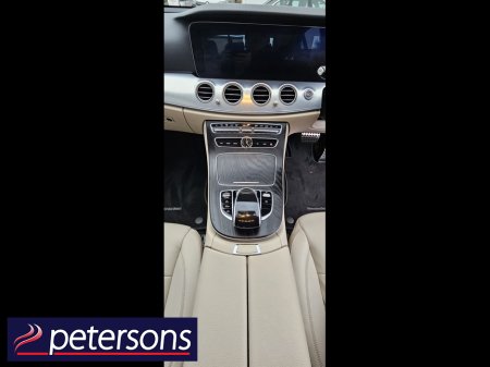 2019 Mercedes-Benz E Class E220D SE PREMIUM 4DR AUTOMATIC €29,950 thumbnail