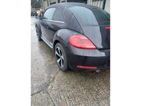 2016 Volkswagen Beetle 1.2 TSI 105HP BEETLE BMT €14,995 thumbnail