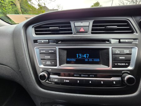 2016 Hyundai i20 - thumbnail 16