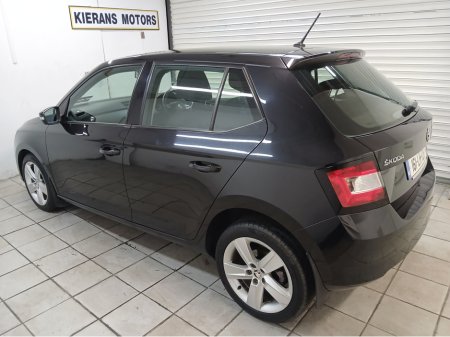 2016 Skoda Fabia - thumbnail 3