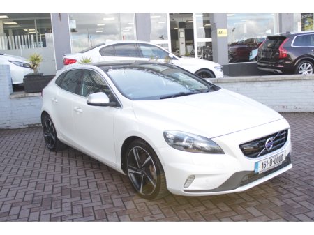 2016 Volvo V40 - view 2