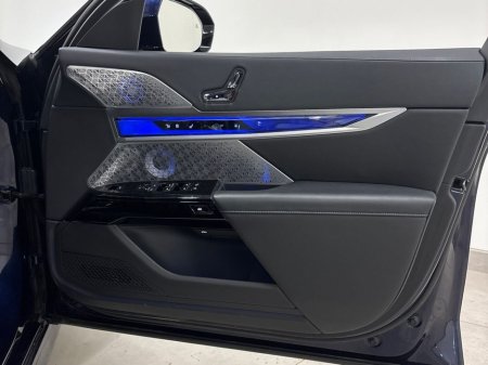 2024 BMW 7 Series - thumbnail 23