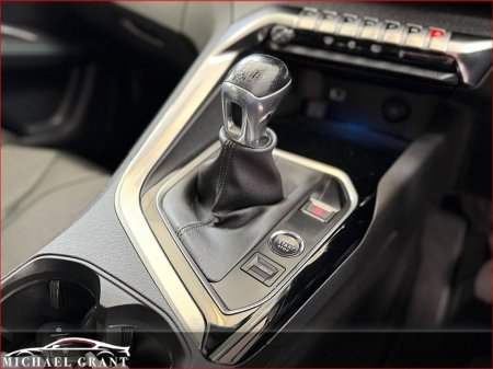 2021 Peugeot 5008 - thumbnail 22