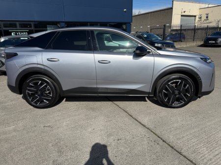 2025 Peugeot 3008 - thumbnail 3