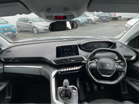 2020 Peugeot 5008 ACTIVE 1.5 BLUE HDI 130 6 6.2 4DR €23,950 thumbnail