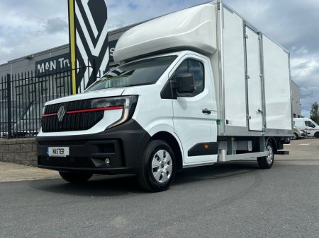 2025 Renault Master Luton Box Body with Tail Lift