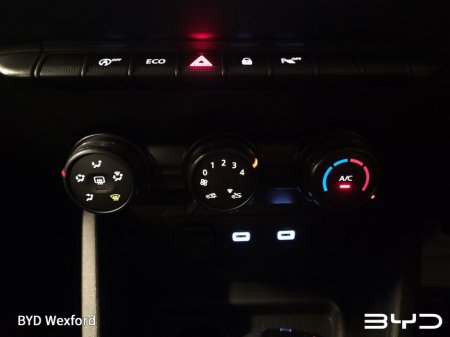 2023 Dacia Duster (DEPOSIT TAKEN) 1.3 TCe 150 EDC Expression €18,475 thumbnail