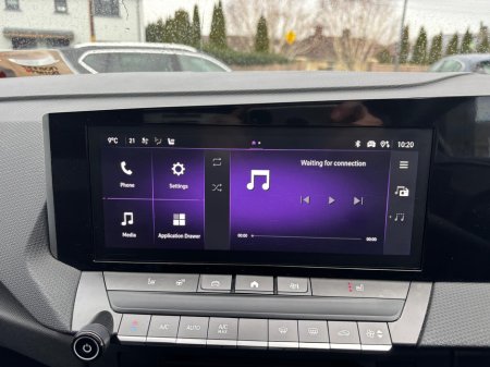 2024 Opel Astra ELEGANCE 1.5 130HP 8-SPE €26,750 thumbnail