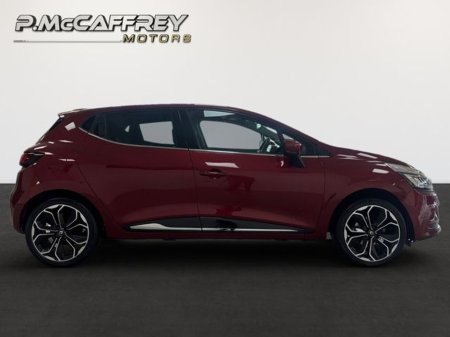 2019 Renault Clio - view 4