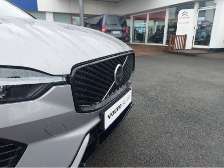 2025 Volvo XC60 MY26 T6 AWD PLUG-IN HYBRID €71,950 thumbnail