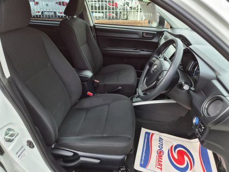 2020 Toyota Corolla - thumbnail 13