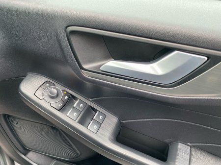 2023 Ford Kuga - thumbnail 12