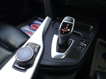 2017 BMW 3 Series - thumbnail 16