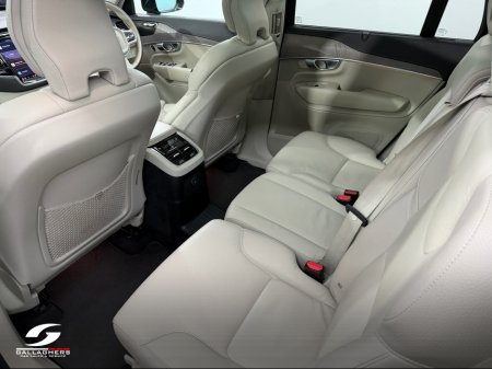 2023 Volvo XC90 - thumbnail 23